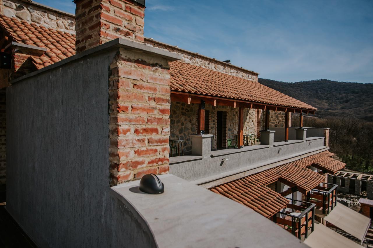 Hotel Babaneuris Marani Exterior foto